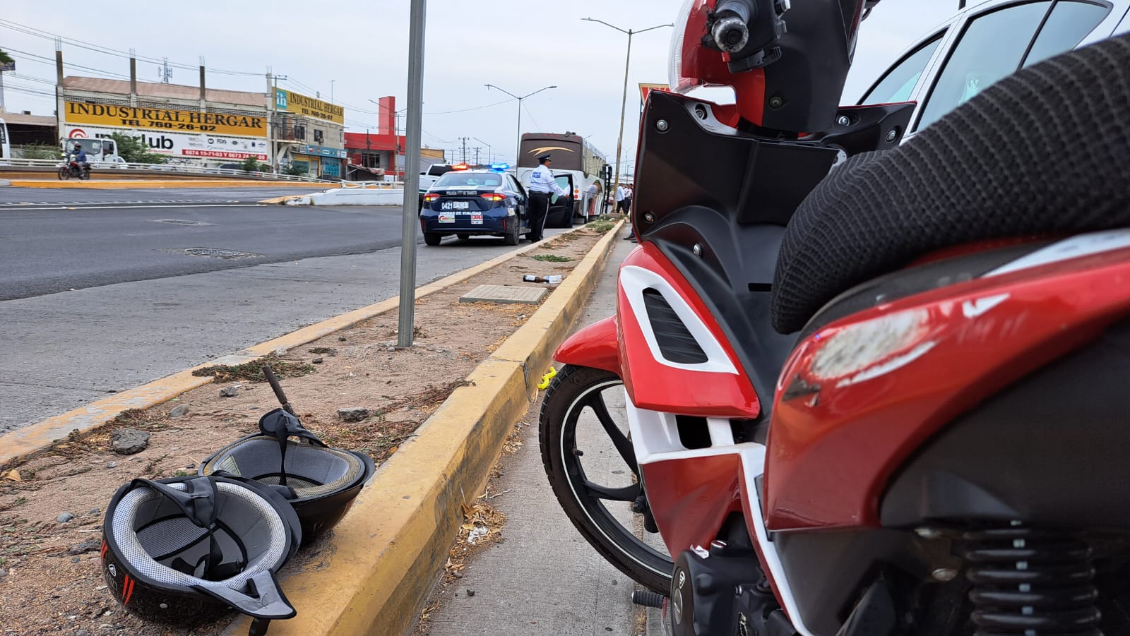 Accidente Autobús Motocicleta Lesionados Culiacán