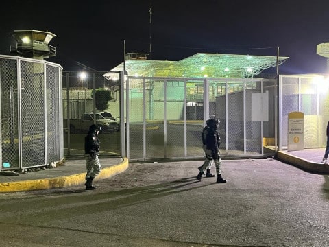 Identifican a reos asesinados durante riña en Santa Martha Acatitla
