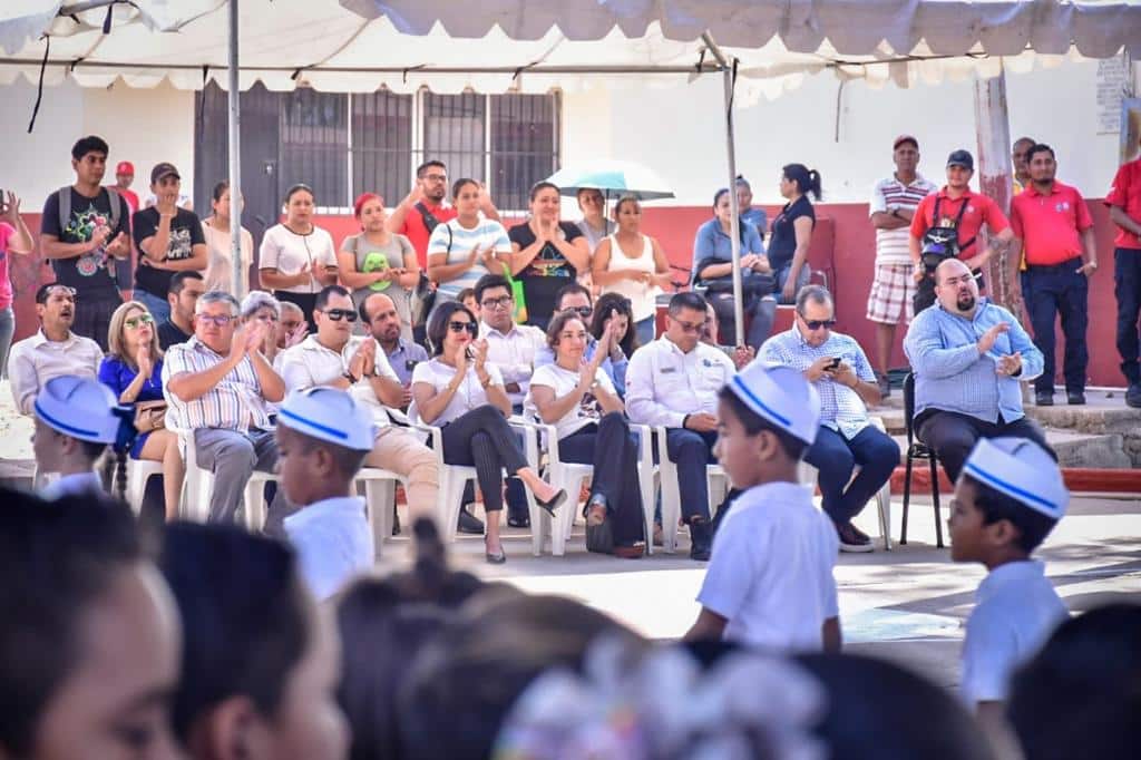 "De suma importancia garantizar el derecho a la educación": Verenice Oleta