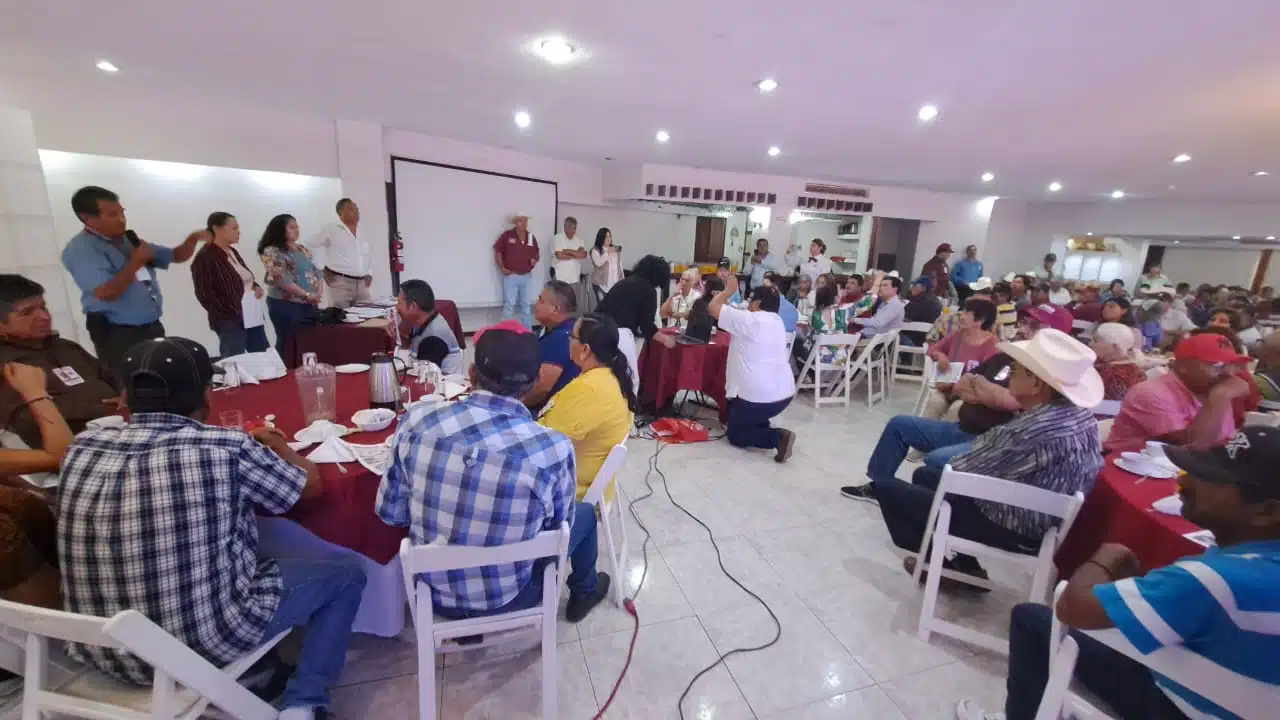 ¡Unen filas! Morenistas de Guasave buscan rescatar el partido; aseguran secuestro de la derecha