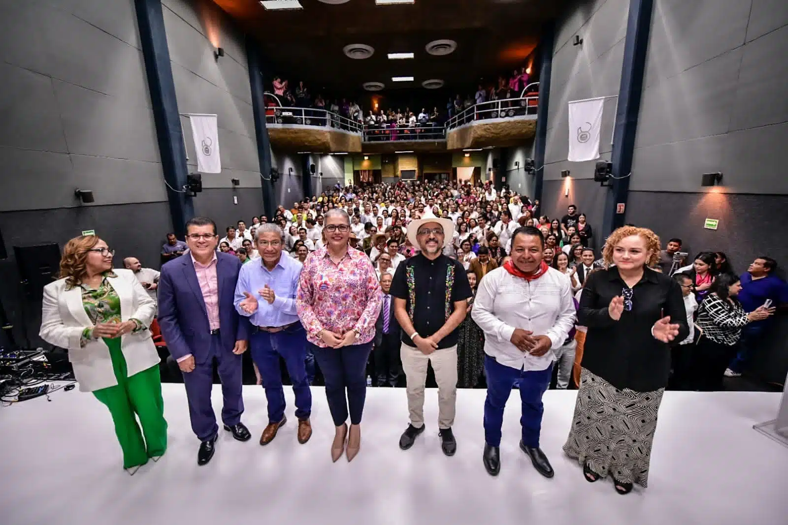 Maestros buscan fortalecer las prácticas educativas de la nueva escuela en México