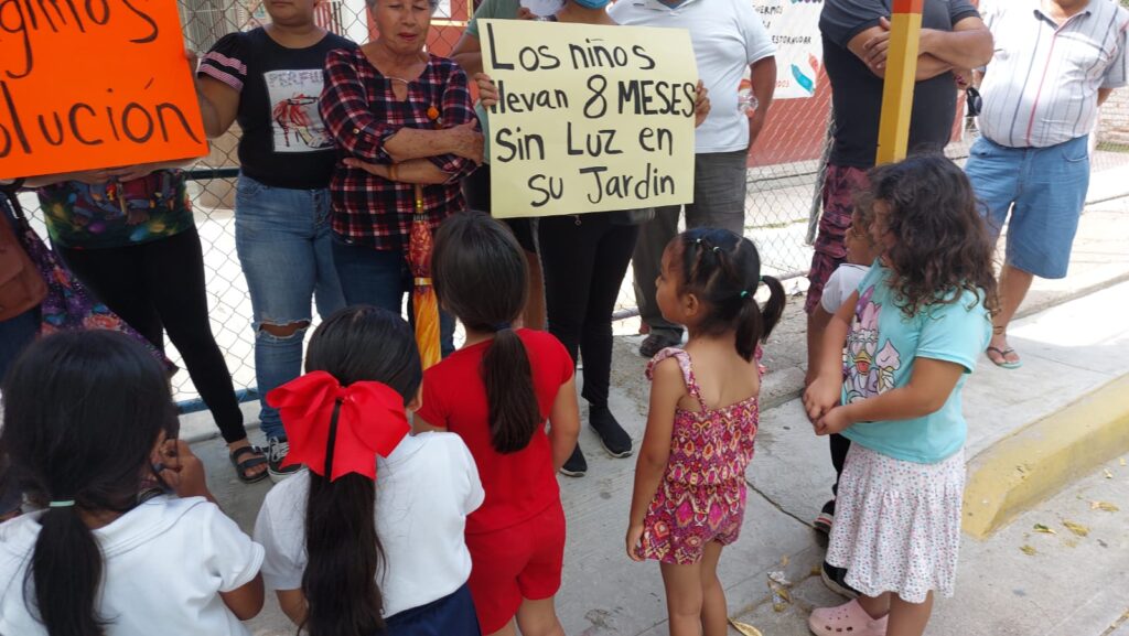 Manifestación Kínder Mazatlán