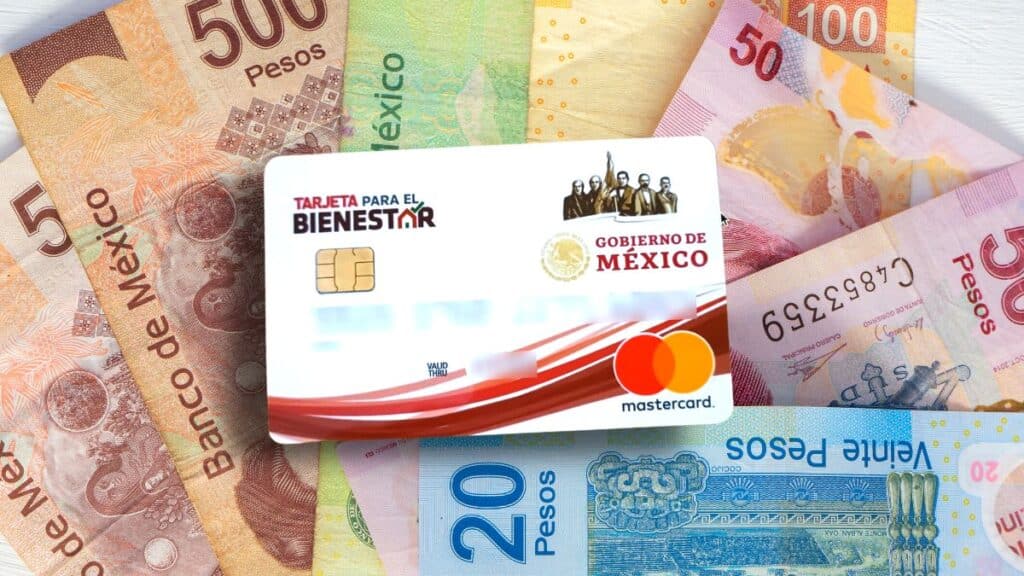 Pensión tarjeta Bienestar con dinero al fondo