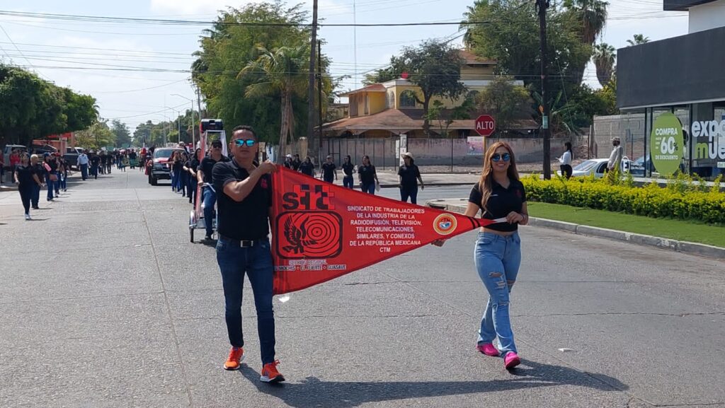 Sindicatos piden mejoras laborales y marchan en Los Mochis en el Día del Trabajo
