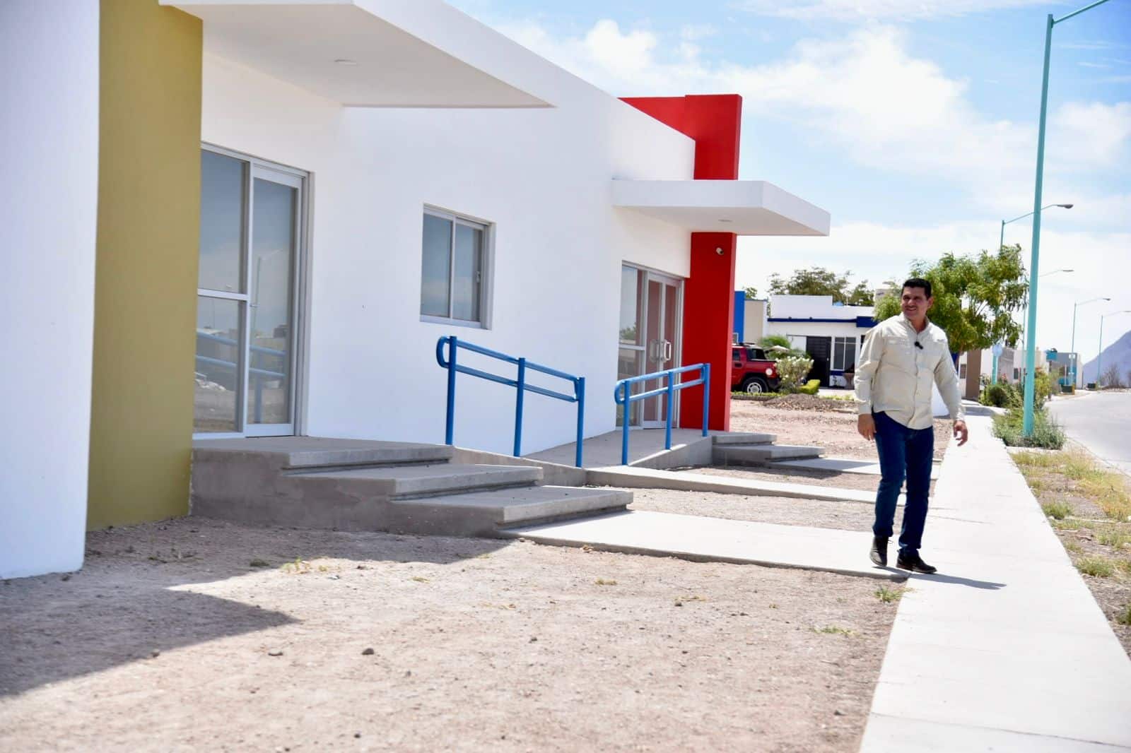 Terminan Centro de Bienestar Integral en Guamúchil; falta equiparlo para que funcione