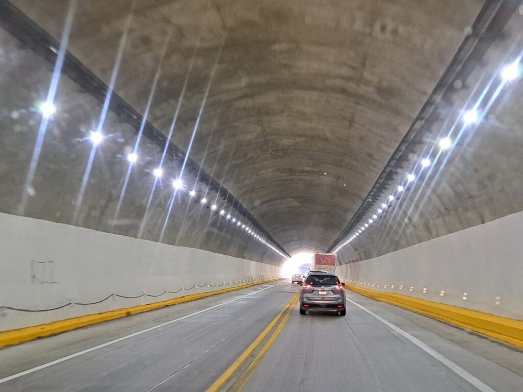 Túneles de la autopista Mazatlán-Durango