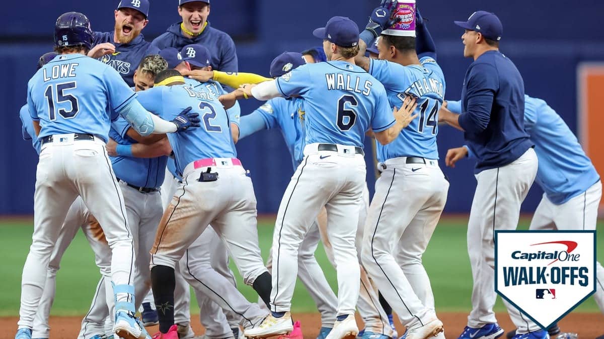 VIDEO: ¡En el terreno! Mexicano Isaac Paredes regó a los Yankees de Nueva York