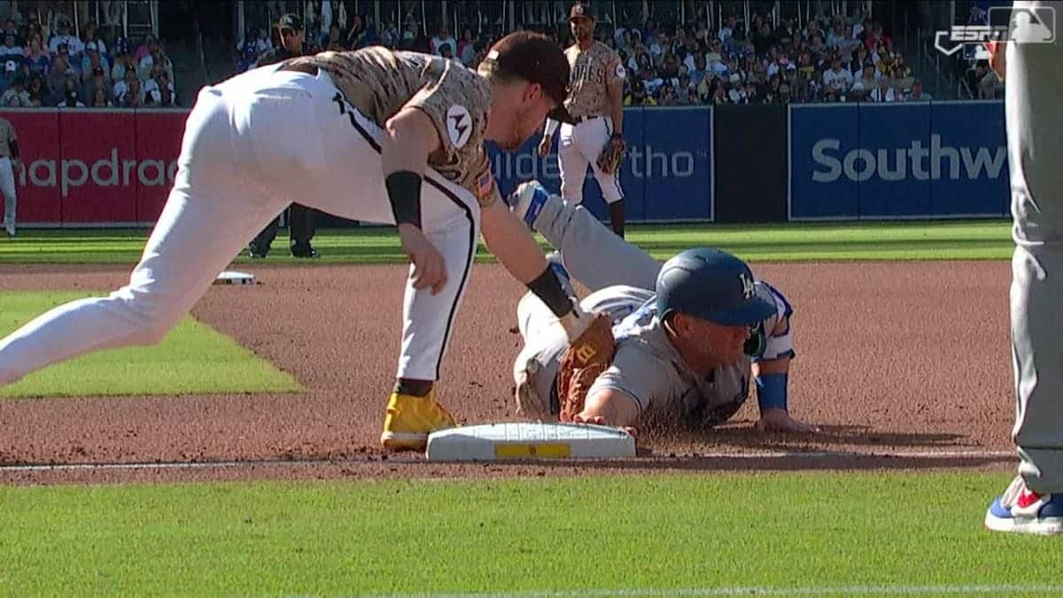 ¡Sin decisión Julio Urías! Dodgers coronan sensacional remontada ante los Padres