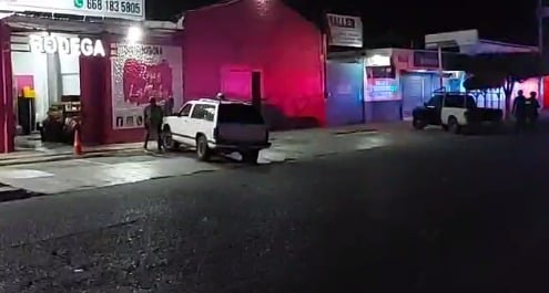 Reportan disparos en céntrica florería de Los Mochis
