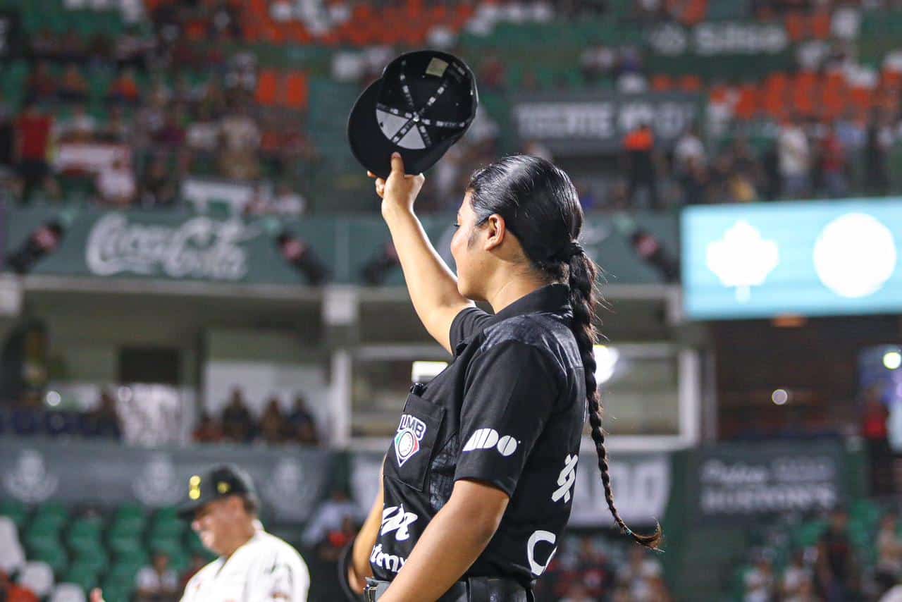 ¡Vaya sorpresa! Julissa Iriarte recibe mensaje de su hija previo al juego de Leones-Olmecas