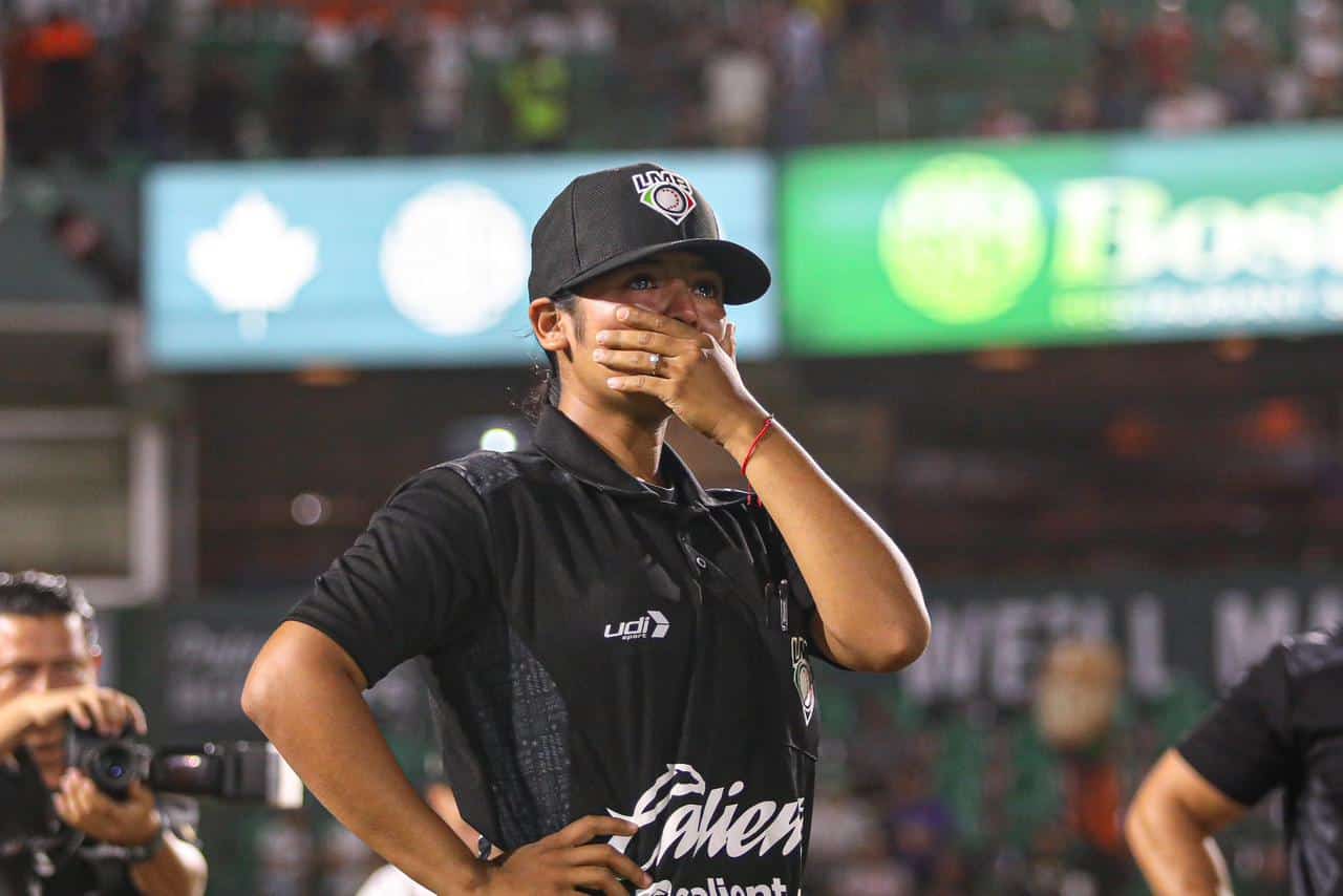 ¡Vaya sorpresa! Julissa Iriarte recibe mensaje de su hija previo al juego de Leones-Olmecas