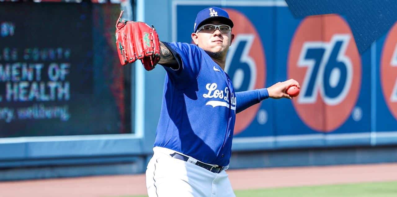 ¡Intratable! Julio Urías consiguió su quinta victoria ante Padres de San Diego