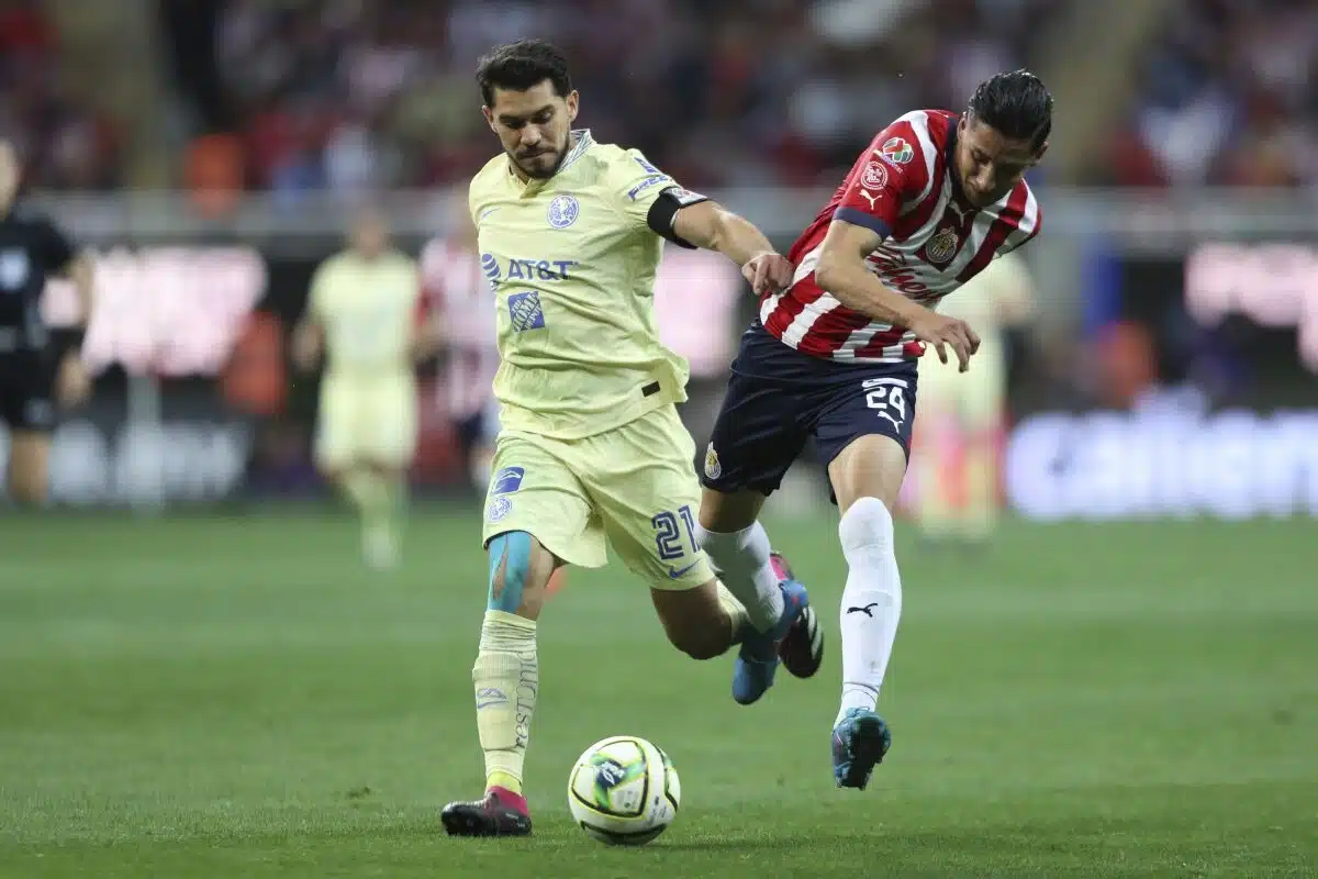 ¡Liga MX! Increíble dato: Henry Martin hizo los mismos goles que todos los delanteros de Chivas