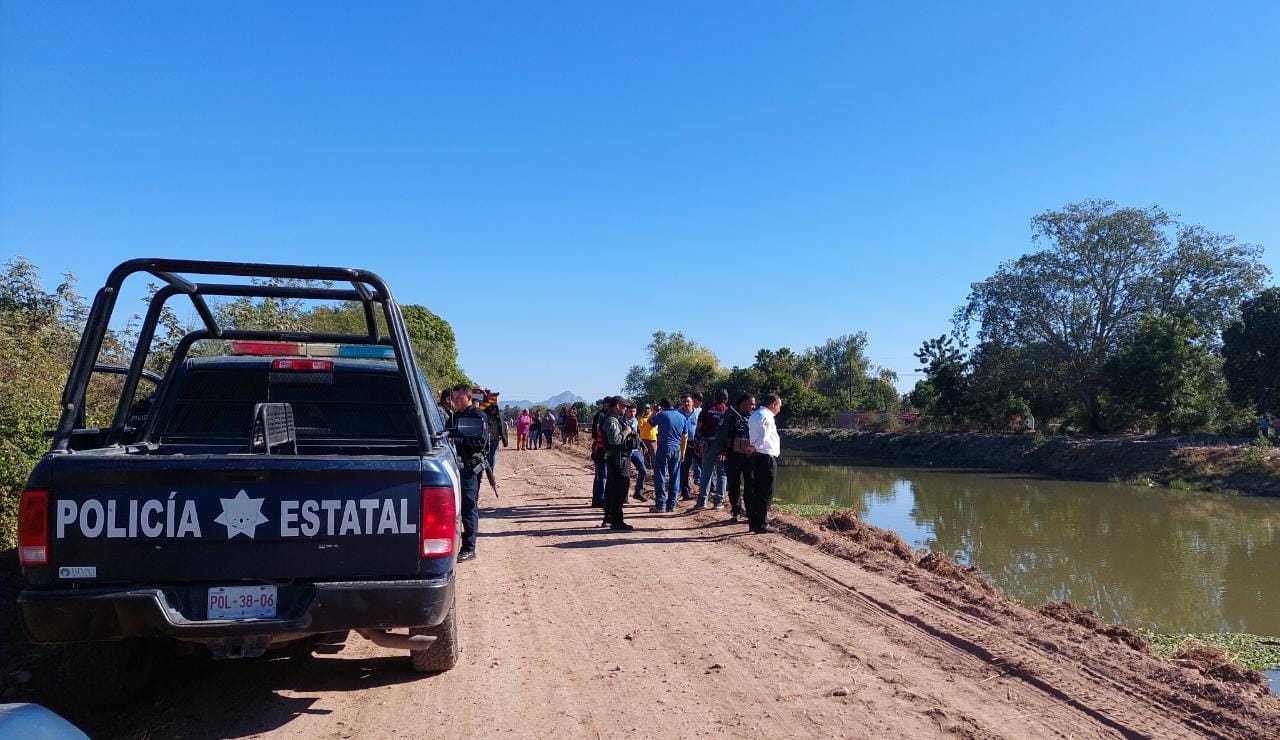 ¡Lo buscan! Adulto mayor cae a un canal de riego en el municipio de El Fuerte y desaparece