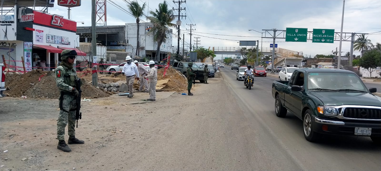 Descubre Pemex tres tomas clandestinas y túnel que cruza una calle en Mazatlán