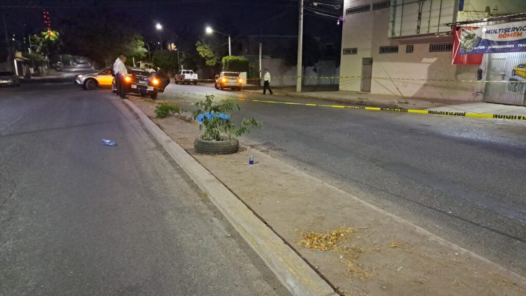 Madrugada fatídica: María Teresa pierde la vida al ser embestida por auto en Culiacán, el responsable huyó