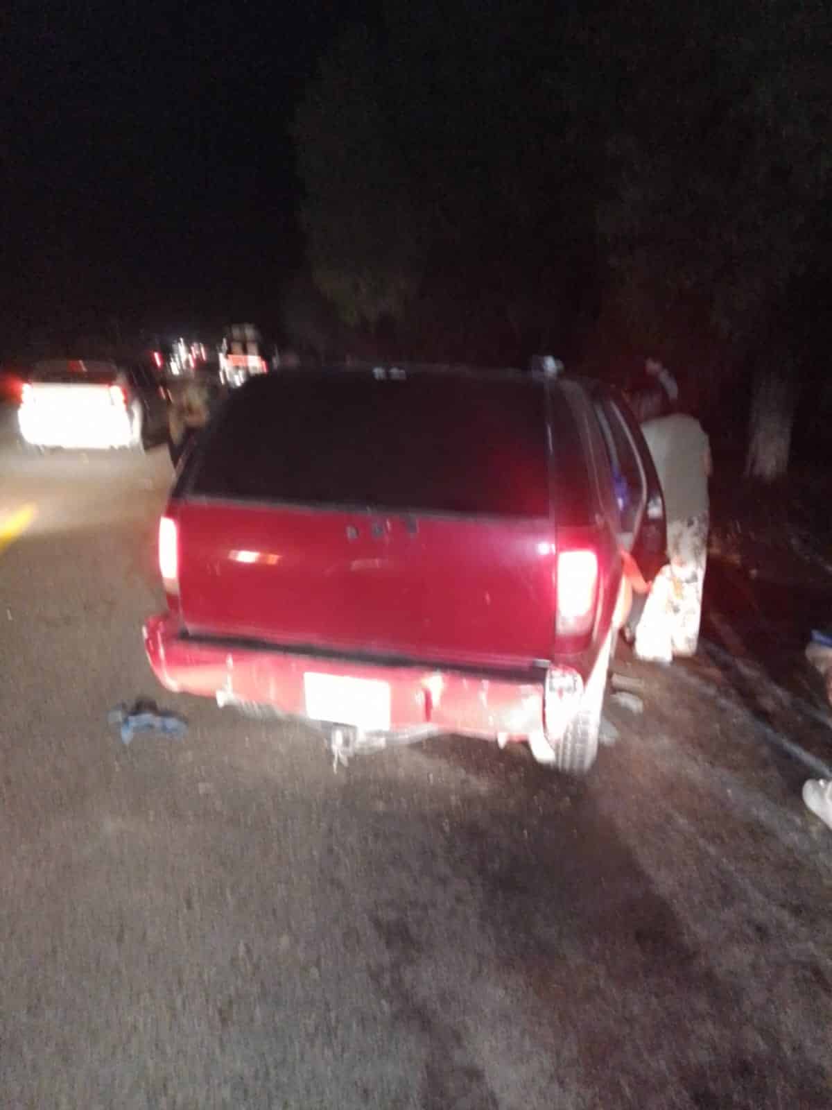 Don Eliodoro invadió el carril contrario; fuerte choque en carretera a Las Glorias en Guasave
