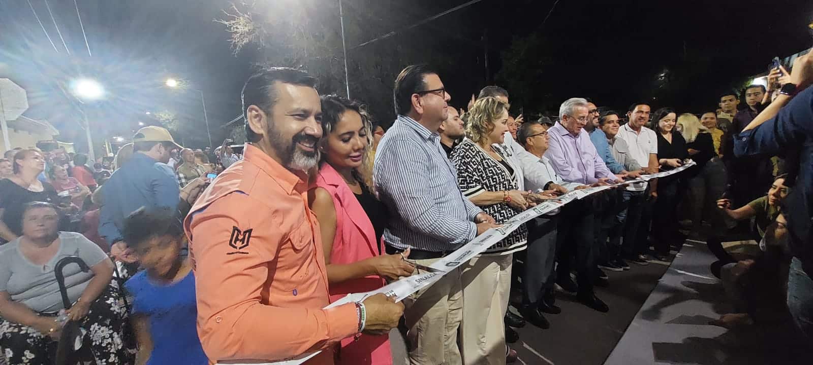 ¡No paran las obras en Culiacán! Rocha Moya inaugura dos calles en la Lombardo Toledano; ya suman 100