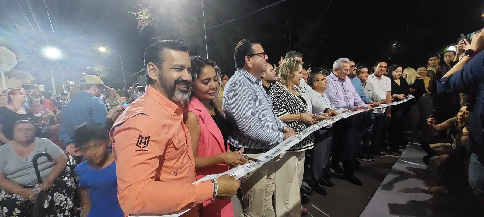 ¡No paran las obras en Culiacán! Rocha Moya inaugura dos calles en la Lombardo Toledano; ya suman 100