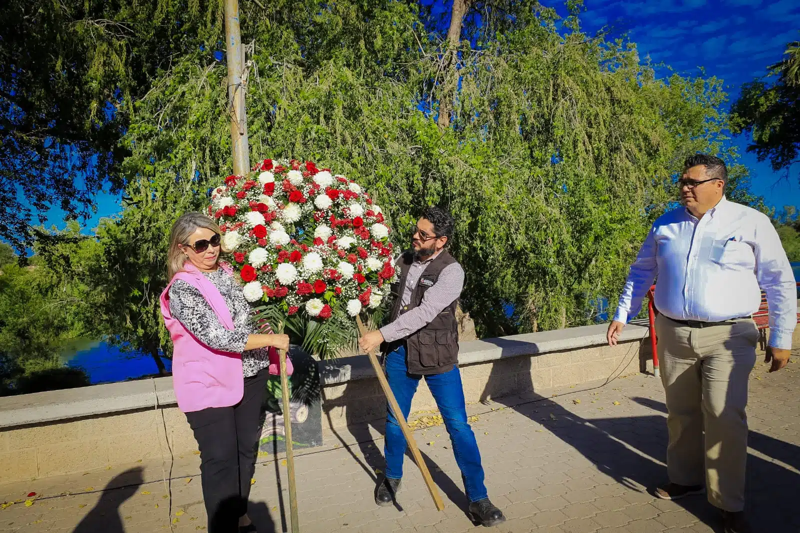 Merecido homenaje en Guasave a Chayito Valdez, la "Alondra de México", a 77 años de su natalicio