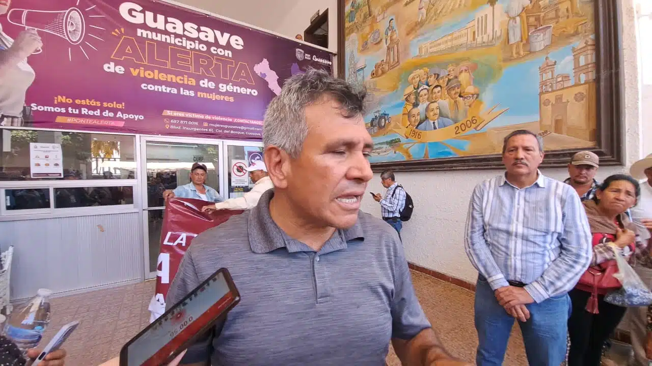 Liberan los "sin casa" palacio de Guasave; advierten radicalizar acciones si alcalde no los atiende