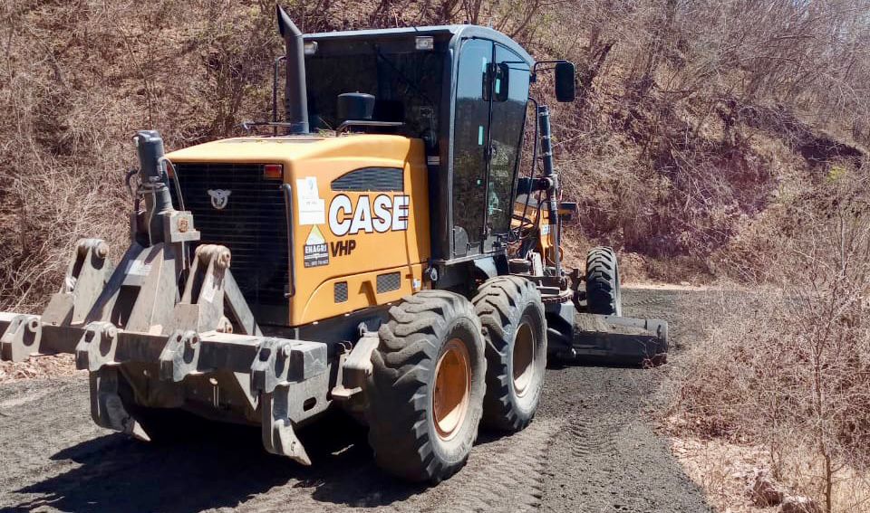 Rehabilitación caminos rurales en Mazatlán
