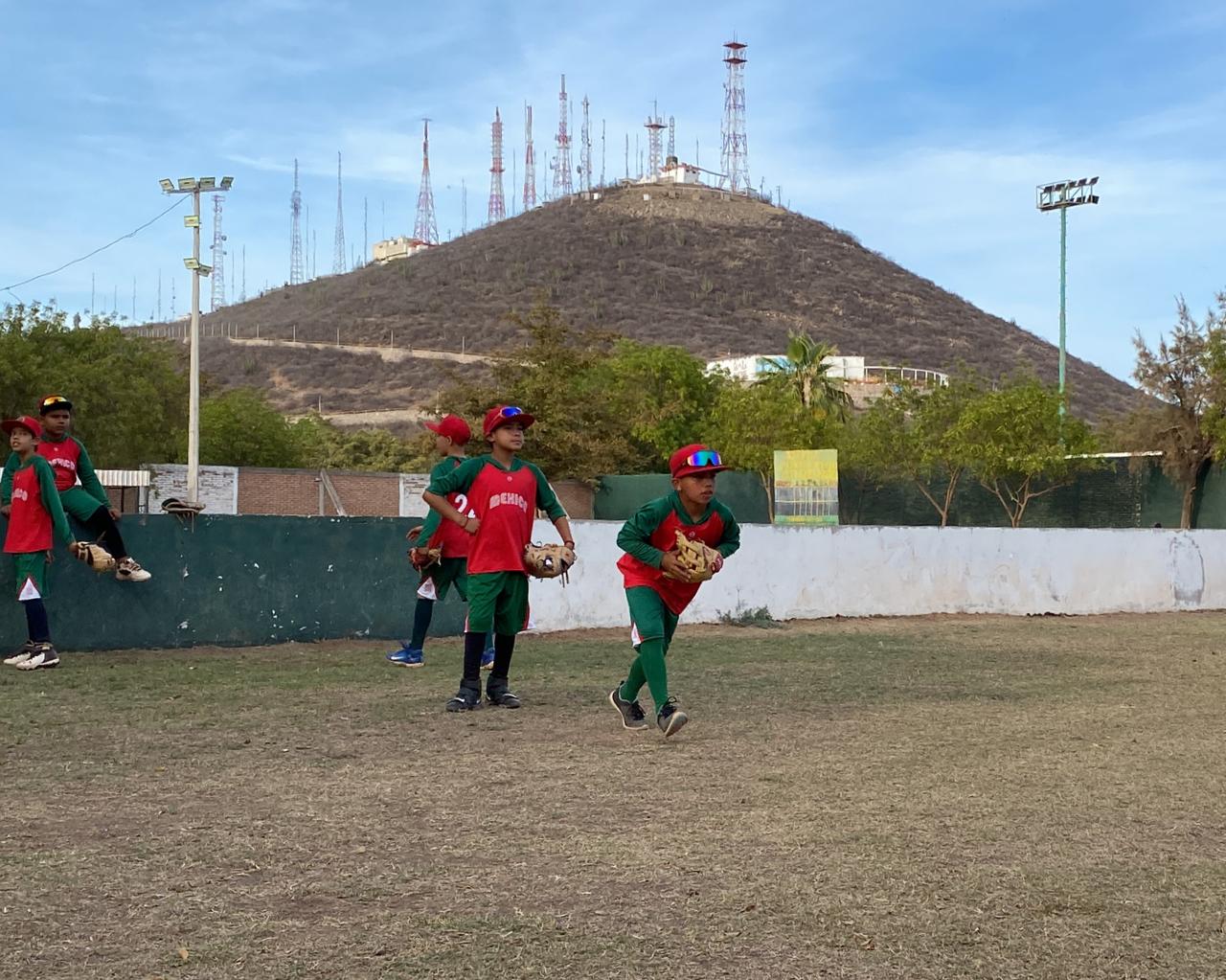 VIDEO: ¡Solicitan apoyo peloteritos ahomenses que van a Mundial 9 Años en EUA!