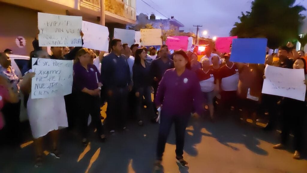 Manifestación de Stasam en el Hospitalito de Mazatlán