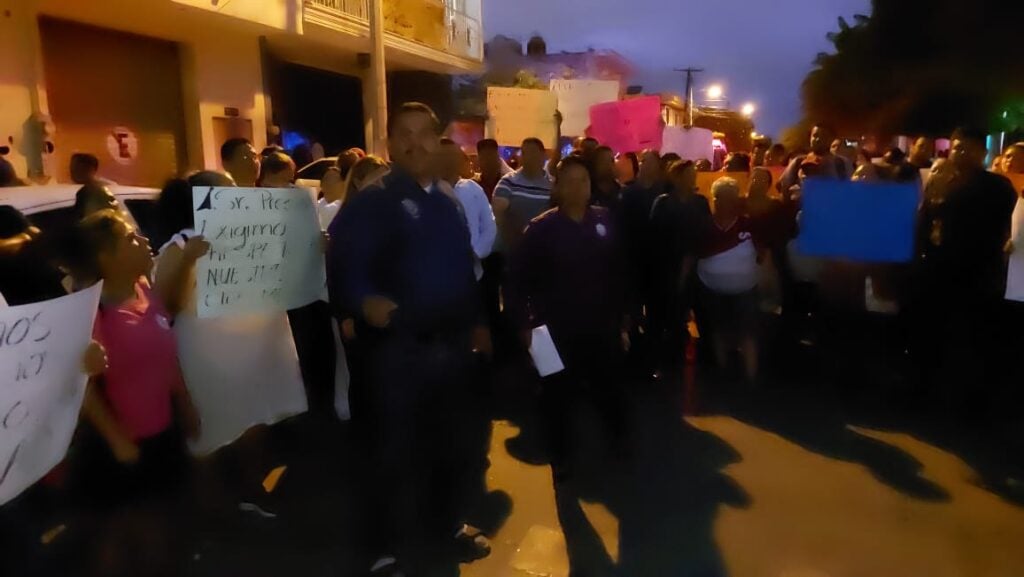 Manifestación de Stasam en el Hospitalito de Mazatlán