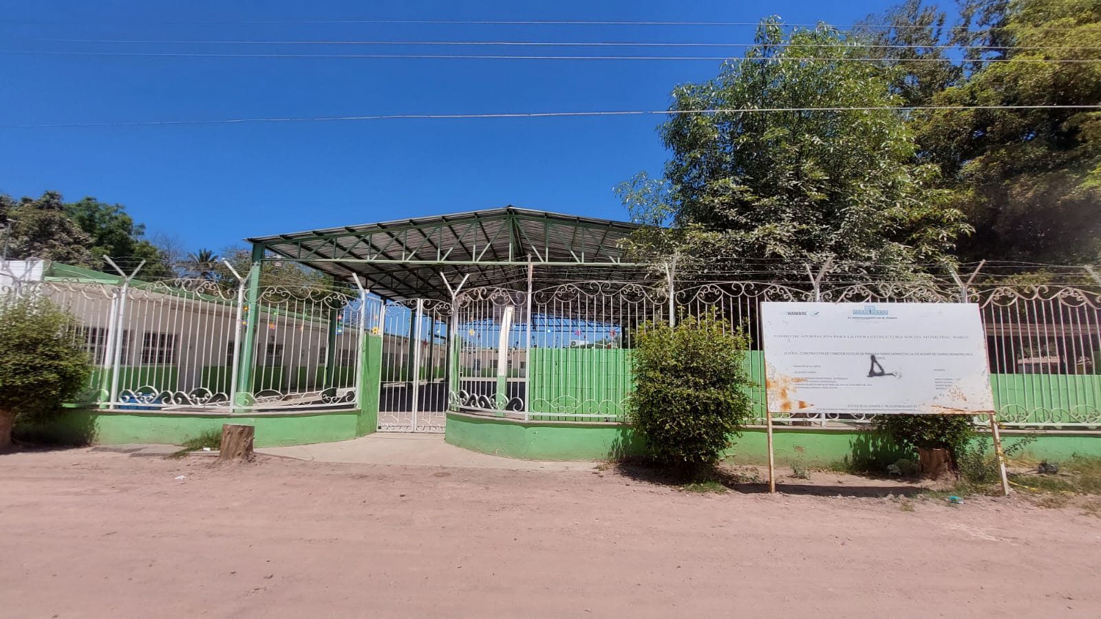 escuela primaria Niños Héroes de la sindicatura de Charay