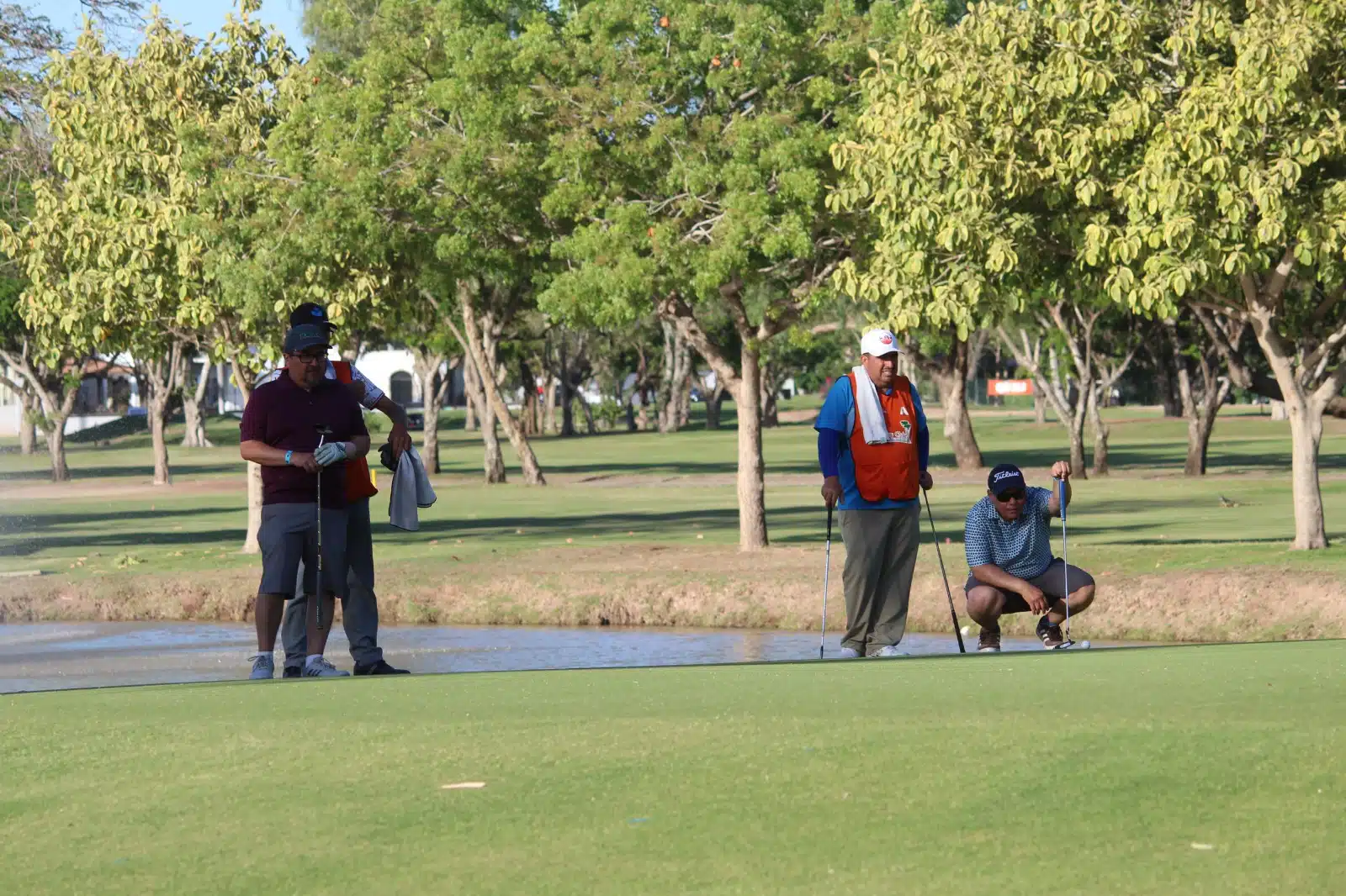 Intenso viernes en el Torneo de Golf del Country Club