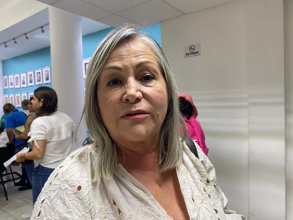Por promesas de obras, vecinos de la colonia Universo acuden a audiencia con alcalde de Mazatlán 