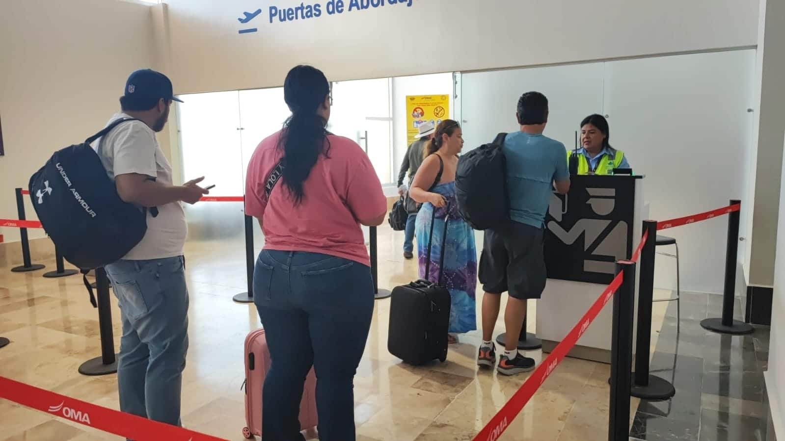operación del aeropuerto “Rafael Buelna”