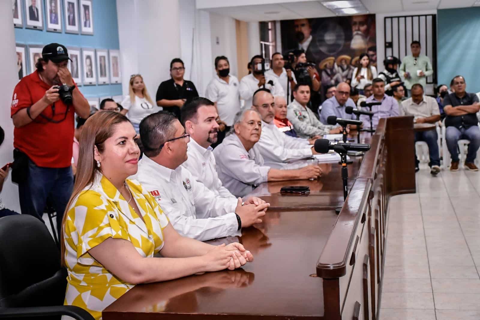 Integran Consejo Municipal de Protección Civil en Mazatlán; mantienen sesión permanente