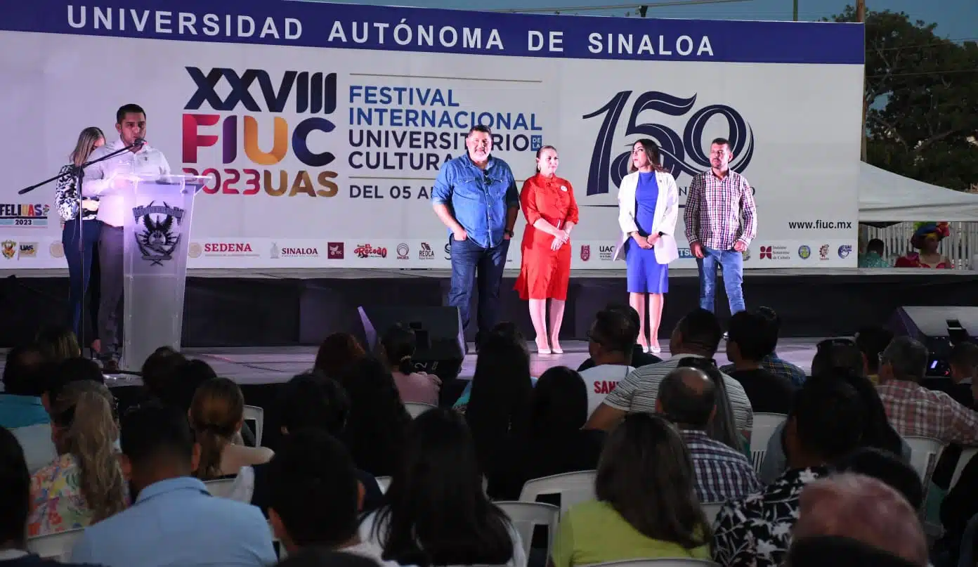 En Mazatlán, al ritmo del carnaval inauguran el 28 Festival Internacional Universitario de la Cultura