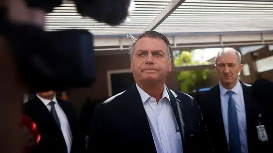 ¡Adiós a la política! Inhabilitan a Bolsonaro por 8 años tras abuso de poder