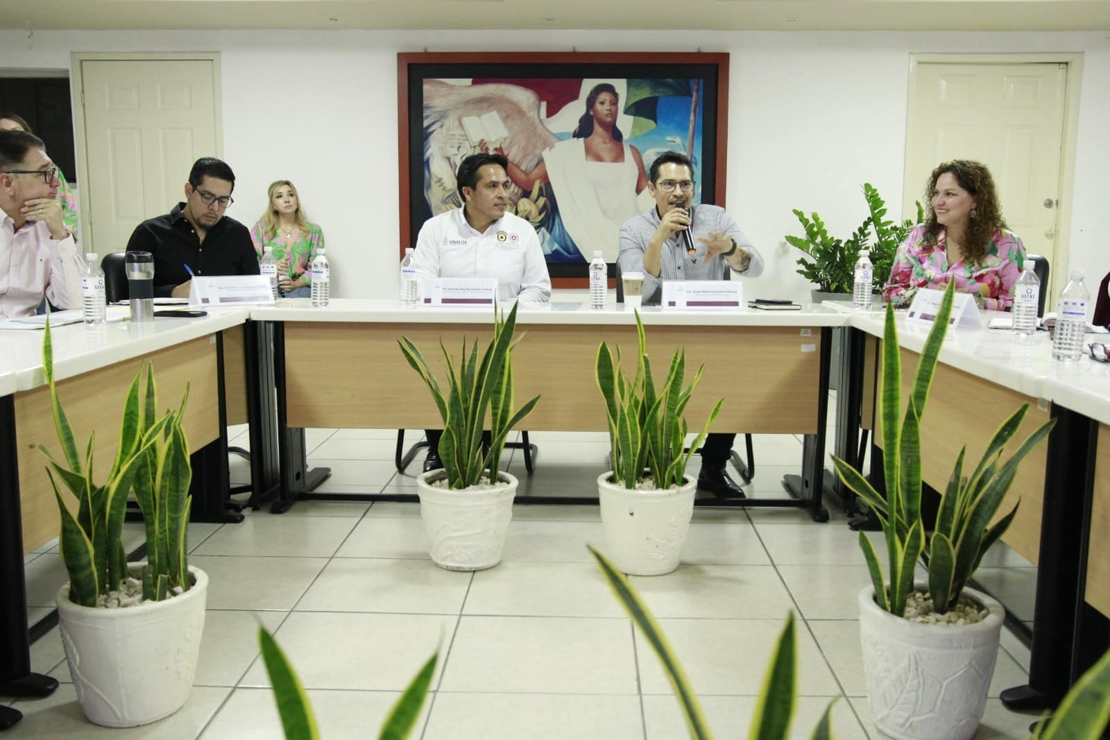 Personal de SEPyC recibió una capacitación de Protección Civil con la finalidad de salvar a los estudiantes en caso de una emergencia
