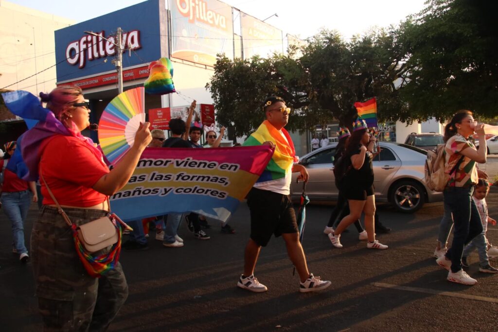 Culiacán se pinta de colores con la Décima Marcha de La Diversidad por todas, por todos y por todes