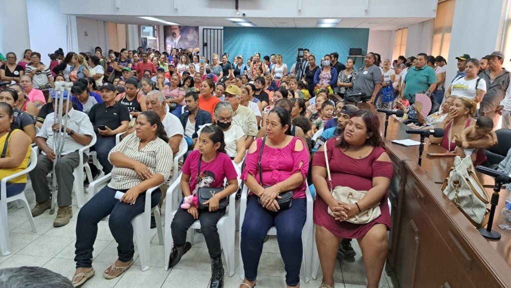 Familias desplazadas pidieron que se atiendan deficiencias en la colonia CVIVE, Mazatlán