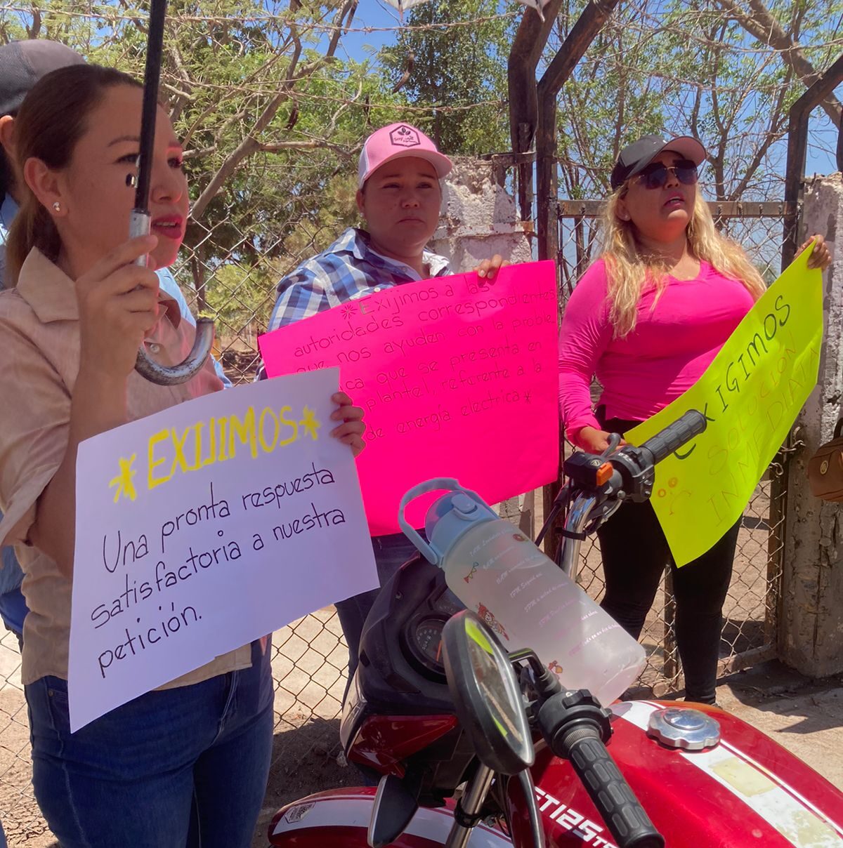 Manifestación secundaria Niños Héroes en Mochicahui