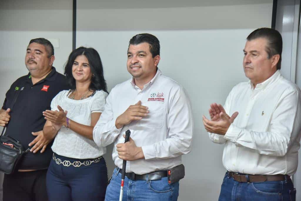 IMDIS realiza curso para que personas con discapacidad visual emprendan su negocio en Ahome