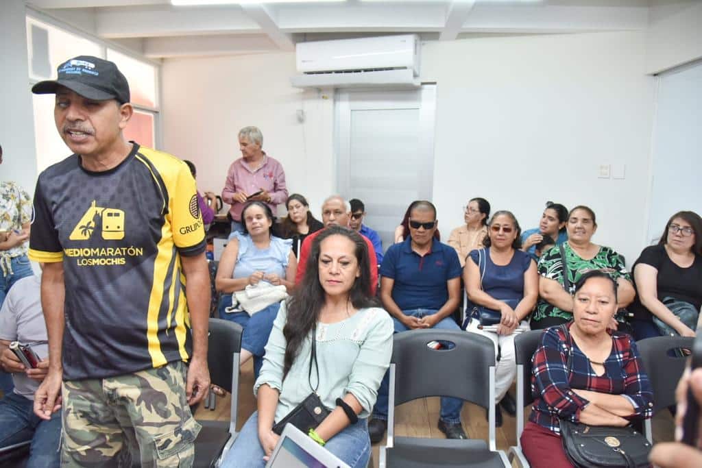 IMDIS realiza curso para que personas con discapacidad visual emprendan su negocio en Ahome