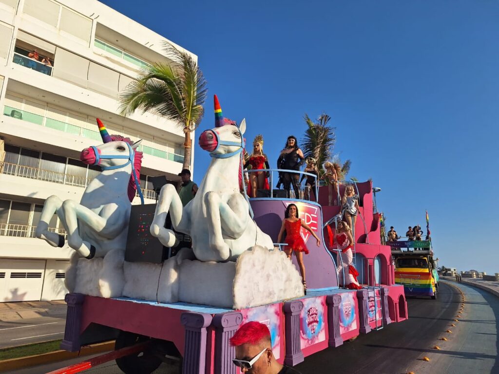 Mazatlán se pinta de colores con la 14 Marcha del Orgullo Gay y la Diversidad Sexual