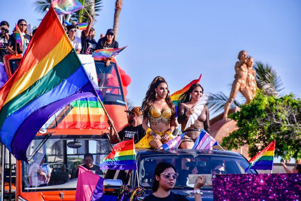 Mazatlán se pinta de colores con la 14 Marcha del Orgullo Gay y la Diversidad Sexual