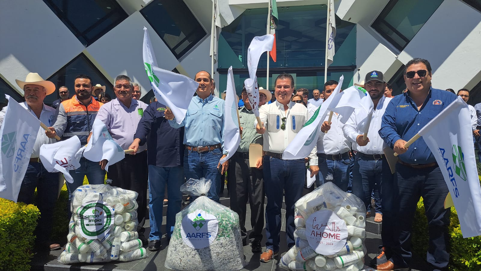 Relanza Asociación de Agricultores del Río Fuerte Sur el programa Campo Limpio en el norte de Sinaloa