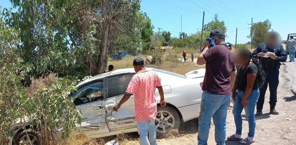 Accidente tipo choque en Guasave deja tres personas lesionadas