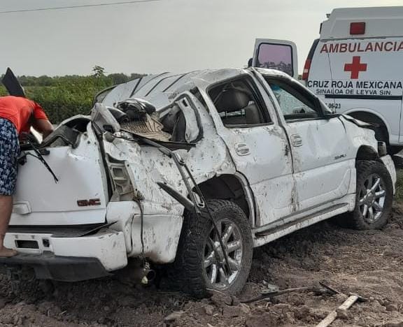 Accidente tipo volcadura Guasave