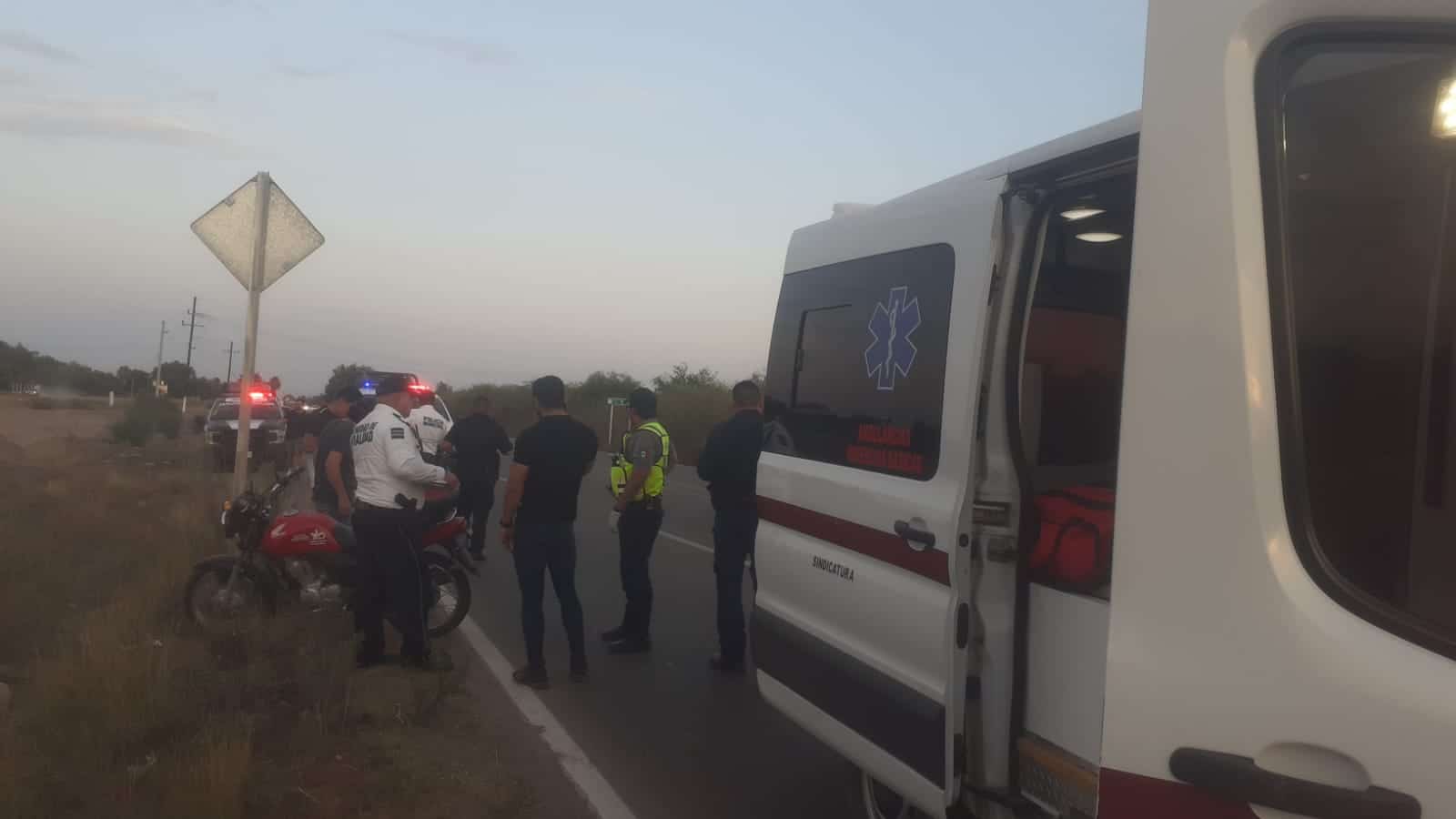 Agentes de Tránsito y ambulancia de SUMMA en el lugar del accidente
