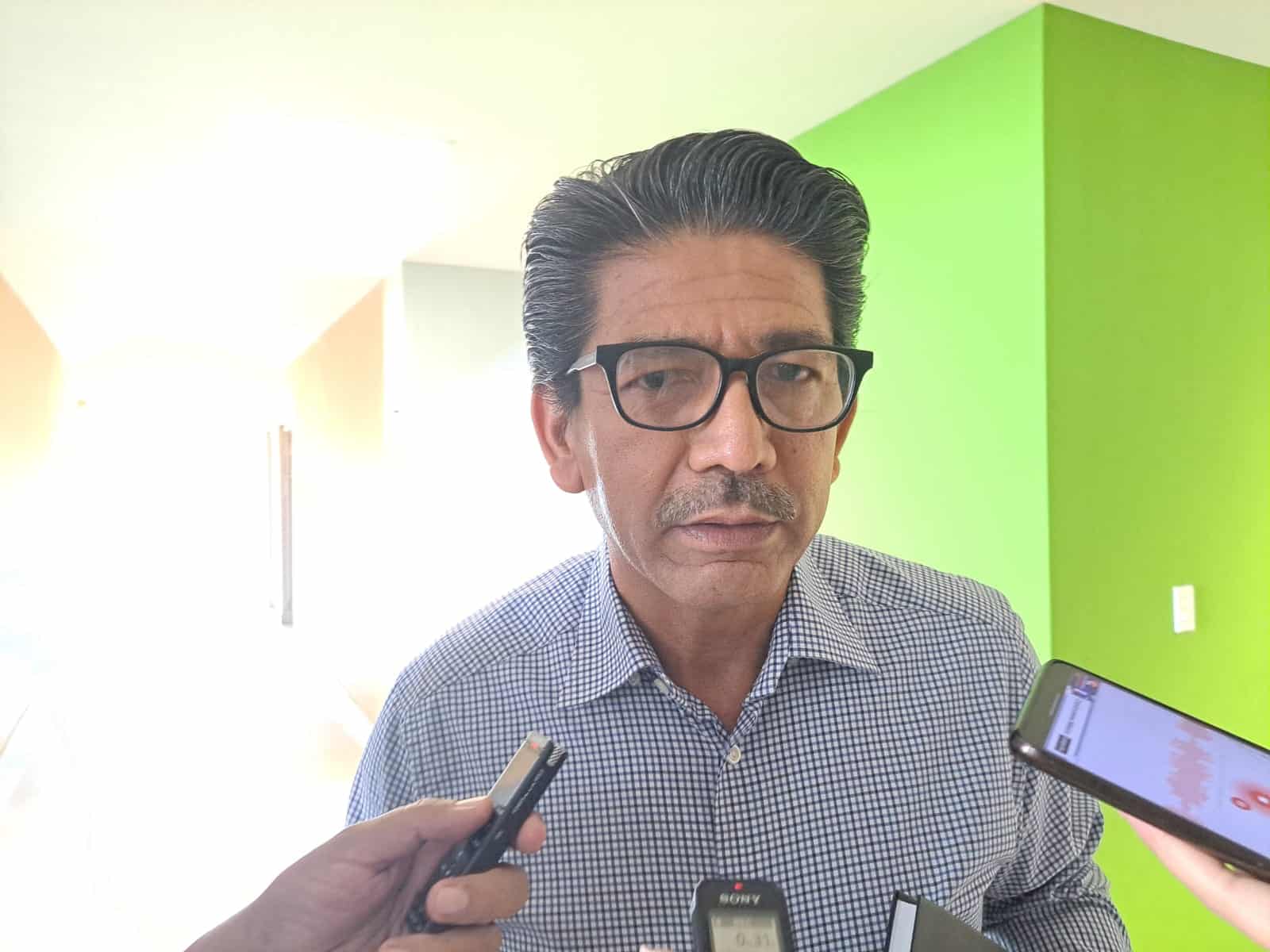 El presidente municipal de Guasave descartó riesgo de contagios de meningitis, sin embargo, el comité de Comortalidad del Hospital Civil será quien haga la evaluación correspondiente.