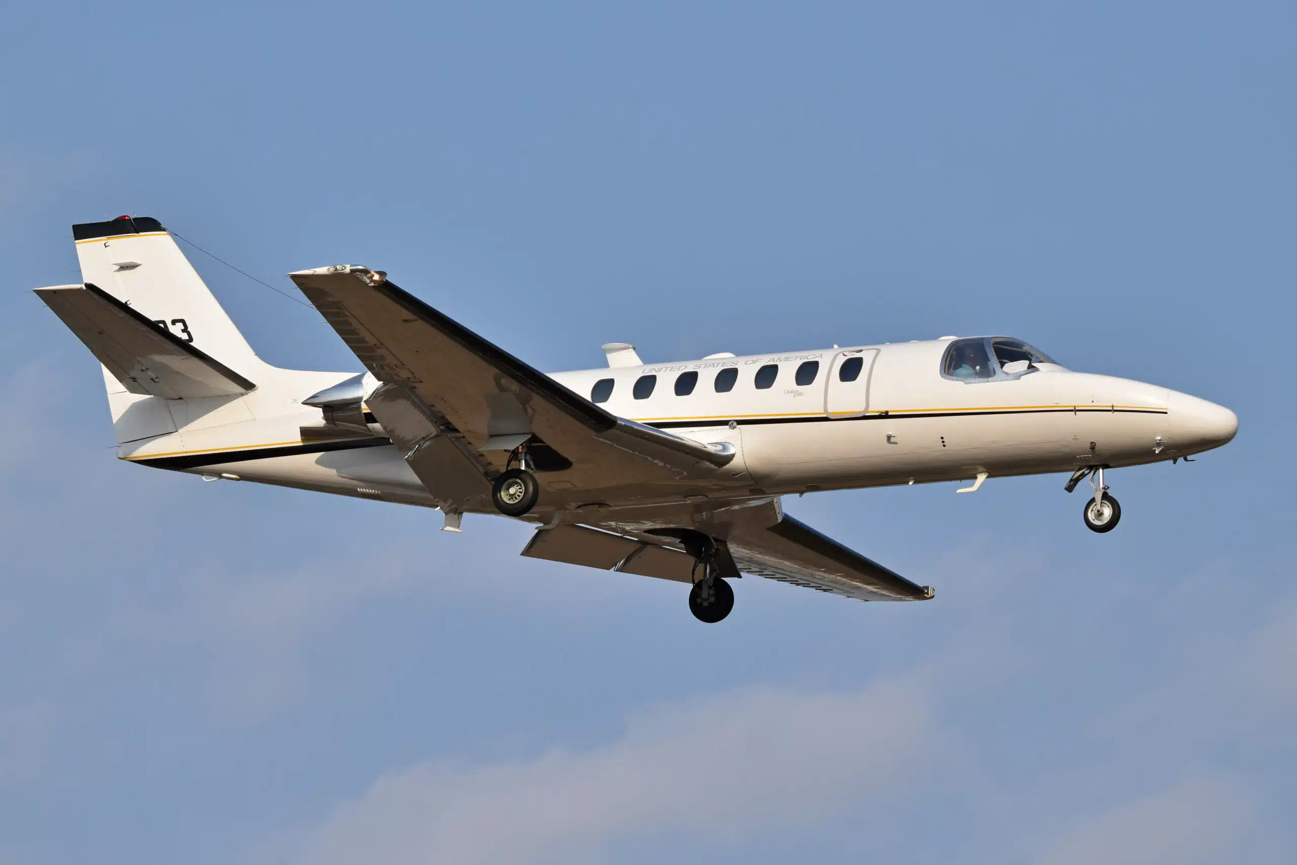 Avión que sobrevoló la Casa Blanca se estrelló poco después